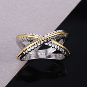 Anello a X Bicolore da Donna, Gioiello Creativo Minimalista alla Moda, Aperto e Regolabile, Anello Trendy per Uso Quotidiano - Product Image 3