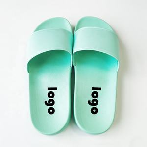 Chanclas de PVC para <span class=keywords><strong>Piscina</strong></span> con Logotipo Personalizado al por Mayor, Chanclas Antideslizantes de Verano para Hombre y Mujer - Product Image 2