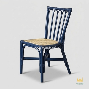 Chaise de salle à manger en rotin pour enfants, couleur personnalisée, faite à la main, durable et sûre pour la cuisine, la crèche, le jardin, les fêtes et les événements - Product Image 1