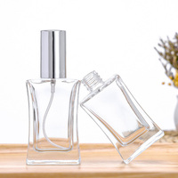 Flacon de parfum exquis en verre de qualité supérieure, Spray raffiné et personnalisé, élégant, pour parfum, vente directe d'usine