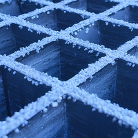 Grille en PRV moulée en fibre de verre avec surface concave lisse antidérapante pour passerelles, rampes et plateformes