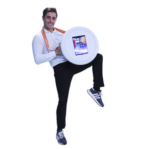 MWE Evento Festa Atividade Roving <span class=keywords><strong>Booth</strong></span> Ipad Handheld Roaming Ipad <span class=keywords><strong>Photo</strong></span> <span class=keywords><strong>Booth</strong></span> Portátil <span class=keywords><strong>Mini</strong></span> Ipad Photobooth Roamer <span class=keywords><strong>Photo</strong></span> <span class=keywords><strong>Booth</strong></span> - Product Image 1