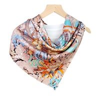 Écharpe carrée pour femme en soie de mûrier 100% twill Xintila, imprimé floral de jardin, collection printemps, couleur bleue, châle en soie