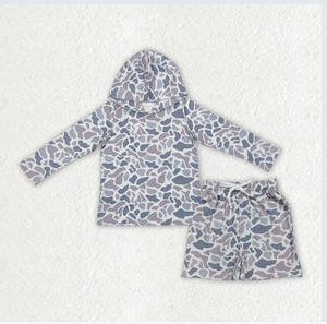 Conjunto de Sudadera con Capucha y Pantalones Cortos para Niños, Diseño de Camuflaje Gris, Modelo BLS0032 - Product Image 1