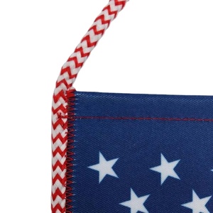 ผลิตธง พิมพ์โลโก้ตามสั่งบนผ้าซาตินคริสตัลแข็ง สำหรับโฆษณา ป้ายแขวนผนังแบบกำหนดเอง - Product Image 2