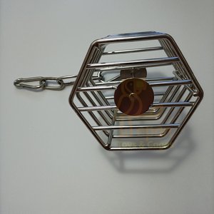 กล่องให้อาหารนกแก้วแบบแขวนสำหรับมาคอว์นกสีเทานกกระตั้ว - Product Image 2