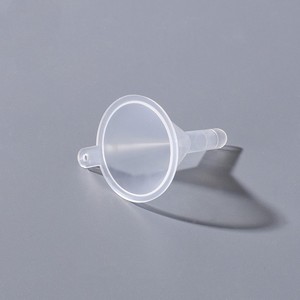 Entonnoir à parfum <span class=keywords><strong>personnalisé</strong></span> Séparateur de liquide en PP Entonnoir distributeur d'<span class=keywords><strong>alcool</strong></span> et de toner pour laboratoire de soins personnels - Product Image 4