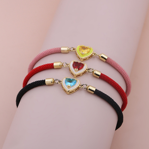 Tùy Chỉnh Phụ Nữ Thời Trang Đồ Trang Sức Có Thể Điều Chỉnh Vòng Đeo Tay Mạ Vàng Đầy Màu Sắc CZ Pha Lê Trái Tim Màu Đỏ Đen Chuỗi Dây Vòng Đeo Tay Bán Buôn - Product Image 4