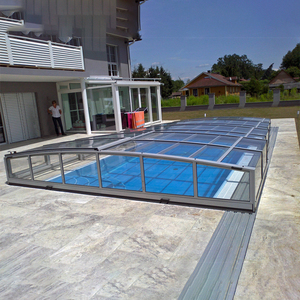 Couverture de <span class=keywords><strong>piscine</strong></span> en aluminium durable Enceinte rétractable Solution d'ombrage coulissante étanche pour la cour arrière Villa Patio - Product Image 1