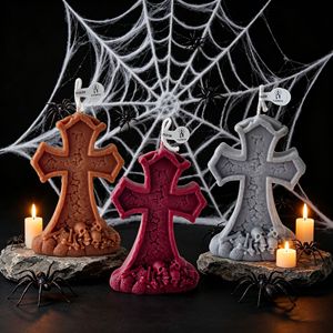 Vela perfumada con forma de cruz y calavera de Halloween, vela de cera con diseño de lápida sangrienta para decoración espeluznante del hogar - Product Image 4