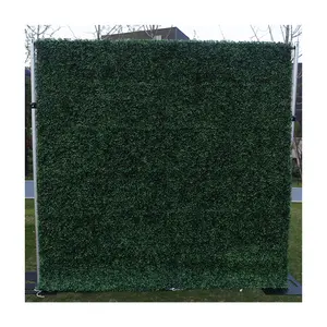 لوحة جدار عشب صناعي ميلانو عصري باللون الأخضر من البلاستيك للاستخدام الخارجي والداخلي ستارة خلفية للزينة في حفلات الزفاف