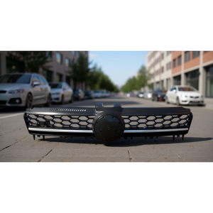 Parrilla Delantera Negra y Cromada para Volkswagen Golf 15-17 GTI, Reemplazo de Plástico para Parrilla de Coche con Diseño de Malla Hexagonal - Product Image 2