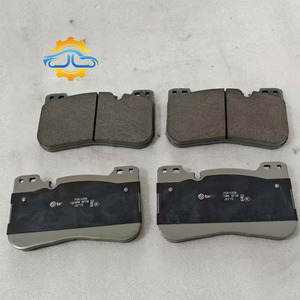 ผ้าเบรกอะไหล่รถยนต์ ระบบเบรก ผ้าเบรกหน้า OE 34108093715 สำหรับ BMW ซีรีส์ 5 F90 M5 ซีรีส์ 3 G80 G81 ซีรีส์ 4 G82 <span class=keywords><strong>M4</strong></span> G83 - Product Image 4