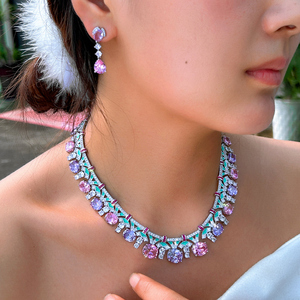ชุดเครื่องประดับทรงรีประดับเพชรคิวบิกเซอร์โคเนียสีชมพูและม่วงเคลือบสีเขียว ดีไซน์สวยหรูสำหรับผู้หญิง เหมาะสำหรับงานเลี้ยงตอนเย็นหรือเป็นของขวัญ - Product Image 6
