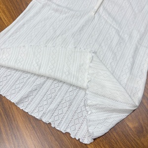 Conjunto de Pijama Elegante Térmico de Algodón Orgánico y Terciopelo para Mujer SUHE, Cuello en V, Manga Larga, Borde Ondulado, Suave - Product Image 4