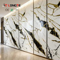 Plaque de marbre PVC Longte HD à impression numérique avec revêtement UV haute brillance / Panneau mural et plaque en plastique PVC imitation marbre