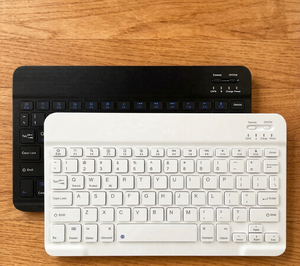 คีย์บอร์ดไร้สายสำหรับแท็บเล็ตพีซี/สมาร์ททีวี/แล็ปท็อป/สมาร์ทโฟน คีย์บอร์ดแบบกำหนดเองสำหรับภาษาเยอรมัน ฝรั่งเศส อารบิก ไทย รัสเซีย เกาหลี - Product Image 1