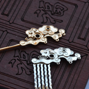 Peineta de Cobre Puro con Nube Auspiciosa, Chapada en Oro y Plata, Accesorio de Boda Hecho a Mano con Incrustaciones de Filigrana, Origen Jinhua - Product Image 1