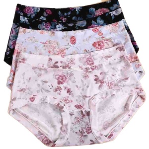 Culotte imprimée en soie glacée féminine mince grande taille slip confortable respirant pour femme - Product Image 1