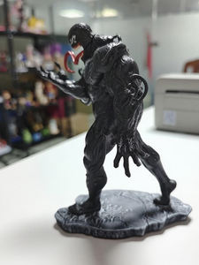 Marvel Heroes Series Trendy Toy Figurine <span class=keywords><strong>Venom</strong></span> fait à la main et pour Batman PVC Statue New Condition Frozen Characters Petit Modèle - Product Image 4