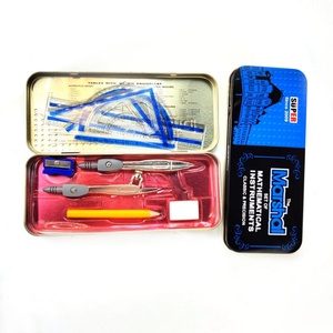 Lot de 9 outils de géométrie de qualité supérieure en boîte métallique, comprenant des règles et un compas, pour étudiants - Product Image 1