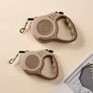 Laisse rétractable automatique pour chien avec logo personnalisé, accessoires pour animaux de compagnie, sangle élégante en plastique pour les propriétaires de chiens - Product Image 3