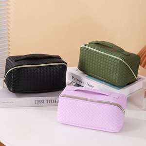 Bolsa de Cosméticos Bioutique Impermeable de Cuero PU, Multifuncional, de Gran Capacidad, con Compartimentos, Bolsa de Maquillaje de Viaje - Product Image 2