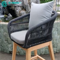 Chaise de bar minimaliste moderne pour l'extérieur, hauteur comptoir, base en teck et corde tressée, pour villa, cour, hôtel, jardin, complexe hôtelier