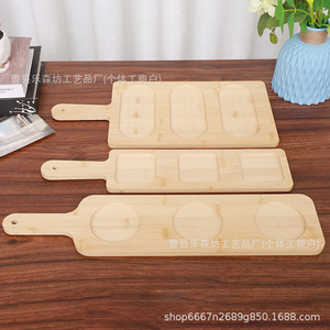 เขียงไม้ไผ่สามช่อง สีไม้ธรรมชาติ สำหรับเสิร์ฟของว่างและขนมปัง - Product Image 2