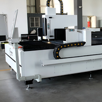Découpeuse laser à fibre CNC intelligente avec système d'exploitation Cypcut à commande à distance pour la découpe de diverses tôles métalliques