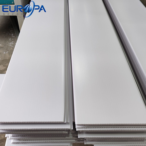 Panneau de plafond en PVC imperméable à grain de bois, insonorisant, facile à installer, populaire en 2026, pour hôtels et ateliers (Aucun avis pour le moment) - Product Image 1