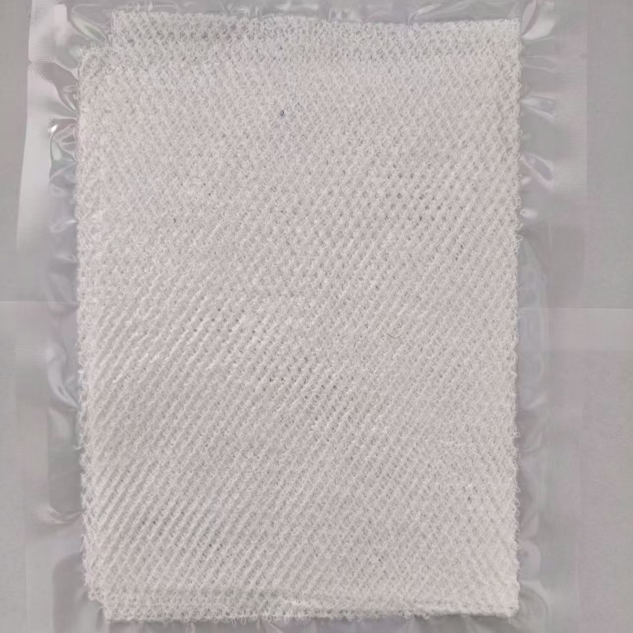 White (vacuum-packed) 20*65