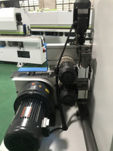 آلة تشكيل حواف الخشب الأوتوماتيكية بالكامل من HOLZH لصناعة الأثاث الخشبي وتشطيب حواف القشرة البلاستيكية - Product Image 6