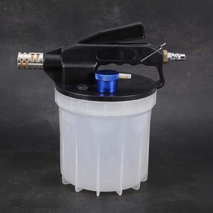 Extractor <span class=keywords><strong>de</strong></span> líquido <span class=keywords><strong>de</strong></span> <span class=keywords><strong>frenos</strong></span> neumático manual <span class=keywords><strong>de</strong></span> 2l <span class=keywords><strong>Kit</strong></span> <span class=keywords><strong>de</strong></span> herramientas <span class=keywords><strong>de</strong></span> purga - Product Image 3