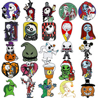 Broche en alliage plaqué, style dessin animé, créative et personnalisée, Halloween, Nightmare Christmas, Sally, avec badge recouvert de tissu