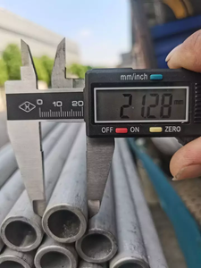 ท่อ <span class=keywords><strong>A213</strong></span>ไร้รอยต่อ S32205 S32507 TP304 TP316 <span class=keywords><strong>TP321</strong></span>สแตนเลสท่อแลกเปลี่ยนความร้อน21.3มม. 48.3มม. สำหรับหม้อไอน้ำ - Product Image 3