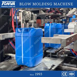 Machine de moulage par soufflage de barils de jerrican d'huile en plastique TONVA 5ltr - Product Image 2