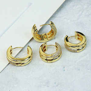 Bán Buôn Đồ trang sức bông tai 18K vàng-mạ C-shaped Zirconia Bông tai - Product Image 2