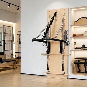 Pilates Reformer en bois durable, équipement de studio mural, Cadillac de Pilates mural commercial - Station d'entraînement complète - Product Image 3