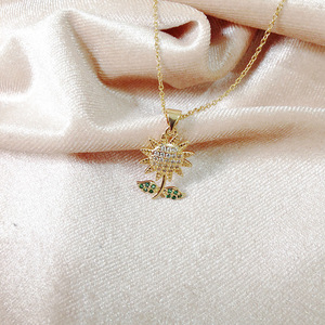 Collar de girasol giratorio de circonia <span class=keywords><strong>c</strong></span>úbica de acero y titanio, chapado en oro, para <span class=keywords><strong>novia</strong></span>, mamá, 2023 - Product Image 4