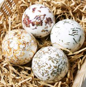 Bombes de bain moussantes naturelles personnalisables pour femmes Nath Bath Coffret cadeau - Product Image 1