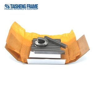 TS-D46 Cornice per Foto UNI Chiodi a V 7mm Chiodi a V in Legno Duro Cunei a Forma di V - Product Image 5