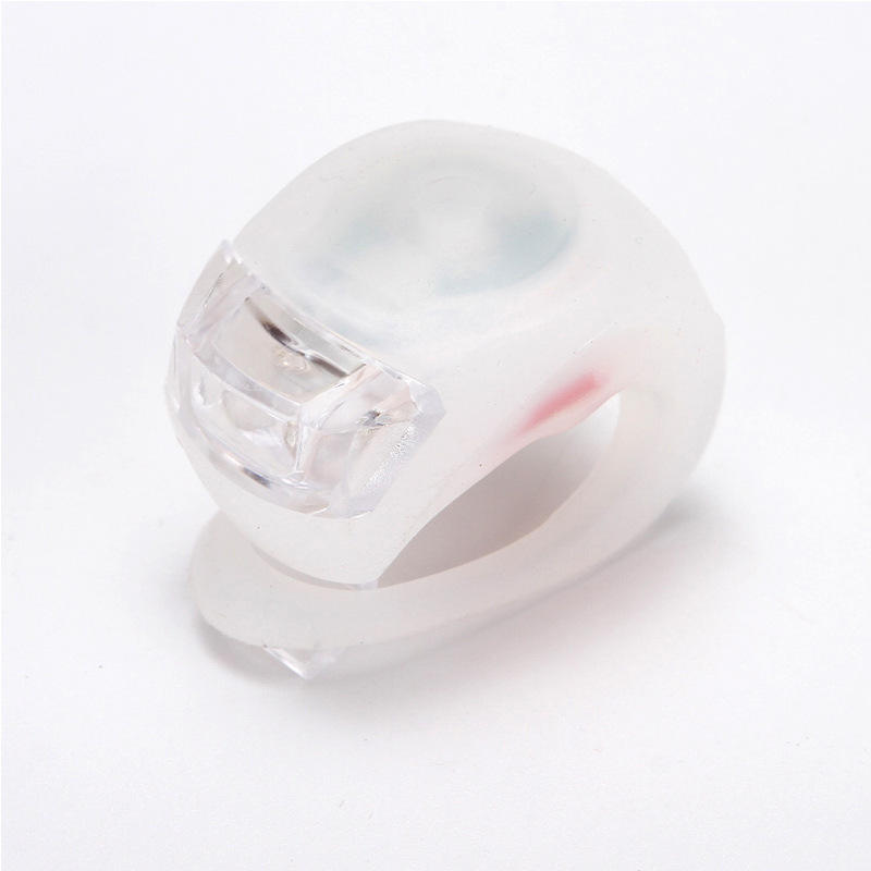 Concha blanca, luz blanca.