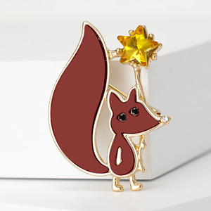 Broche de Zorro con Estrella de Cristal, Pin de Moda para Mujer, Joyería de Aleación, Accesorio de Regalo - Product Image 4