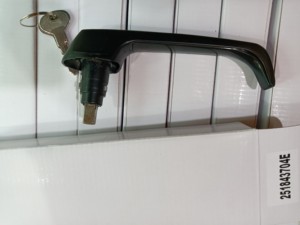 <span class=keywords><strong>Maniglia</strong></span> Esterna della Porta <span class=keywords><strong>con</strong></span> Chiavi per VOLKSWAGEN VANAGON 251843704/251843704E - Product Image 6