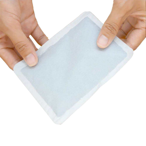 Coussin chauffant auto-adhésif à marque privée, chaleur continue pendant 12 heures, pour les femmes pendant leurs règles - Product Image 1