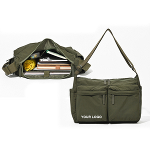 Estilo de ropa de trabajo, bandolera de hombro, bolso hinchado, mochila de clase personalizada <span class=keywords><strong>para</strong></span> estudiantes <span class=keywords><strong>para</strong></span> hombres y mujeres, bolso informal neutro de gran capacidad - Product Image 3