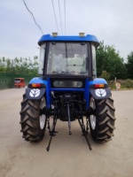 Tracteur agricole d'occasion New-Holland SNH704 70HP 4WD (modèle 2019) ; testé et livré avec accessoires.