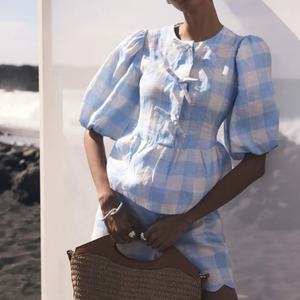 Conjunto de Lino a Cuadros para Mujer, Blusa con Mangas Abullonadas y Lazos Delanteros, Pantalones Cortos de Cintura Alta, Venta al Por Mayor - Product Image 4
