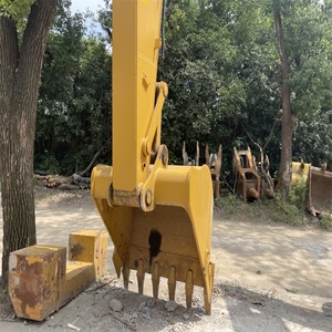 รถขุดไฮดรอลิกแบบตีนตะขาบ 320D 320D2 ขนาด 20 ตัน เครื่องยนต์มอเตอร์แท้จากญี่ปุ่น ปี 2016 ความจุบุ้งกี๋ 1.0 ลูกบาศก์เมตร ปั๊มไฮดรอลิก - Product Image 6